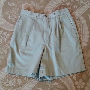 Eddie Bauer pleated shorts